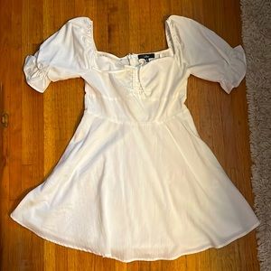 Lulu’s white linen dress, size M